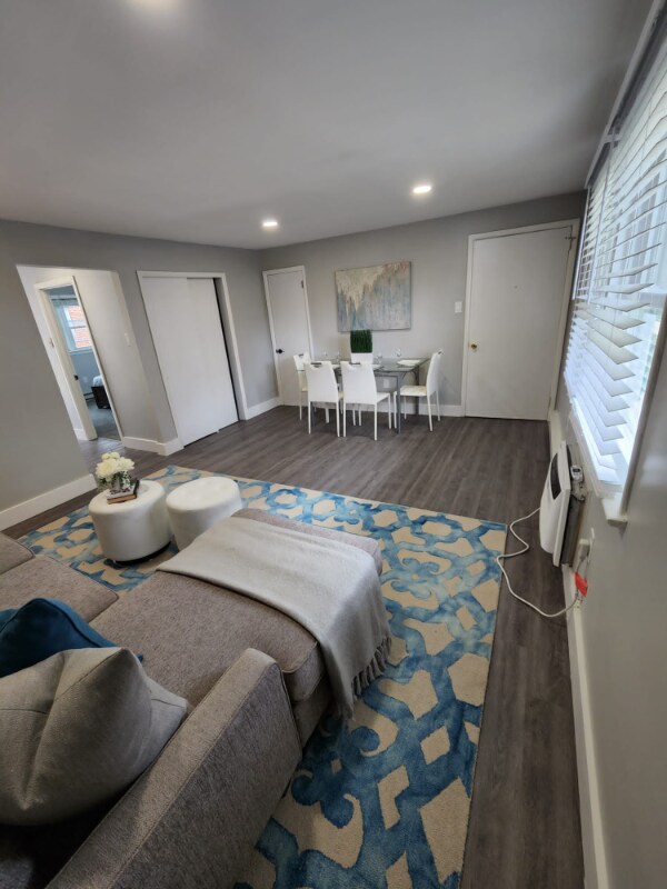 Foto del edificio - 1302 N Black Horse Pike