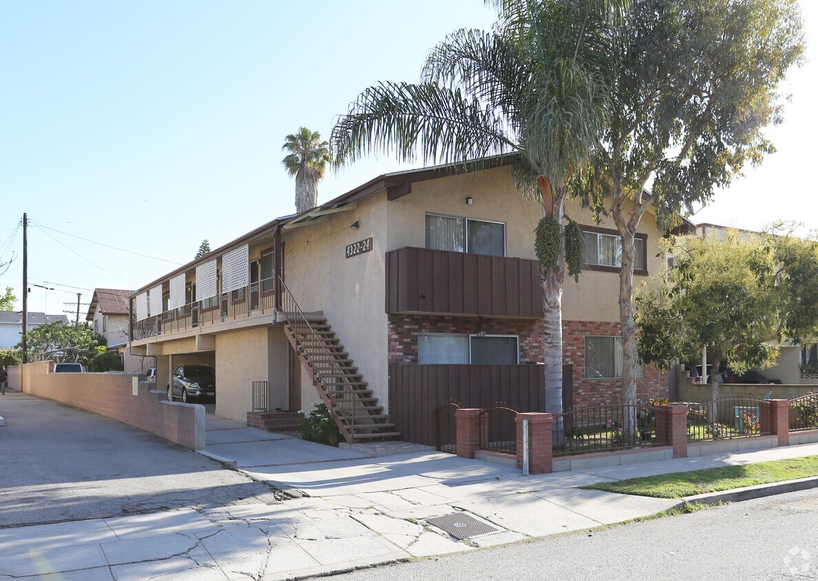 Primary Photo - 4322-4324 Berryman Ave