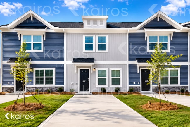 Building Photo - 2553 Banyan Cir