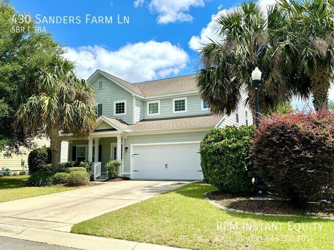 Building Photo - Charming 5 Bedroom!