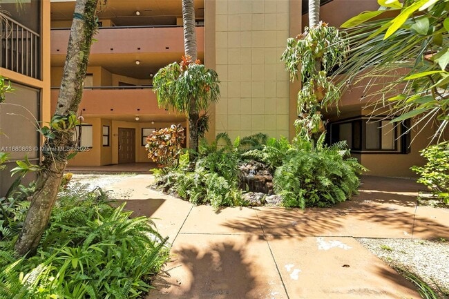 Building Photo - 15575 Miami Lakeway N