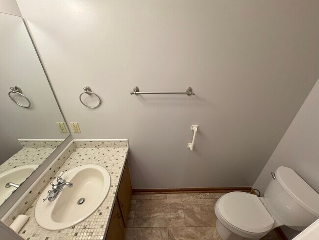 Building Photo - 123 Trestlewood Dr