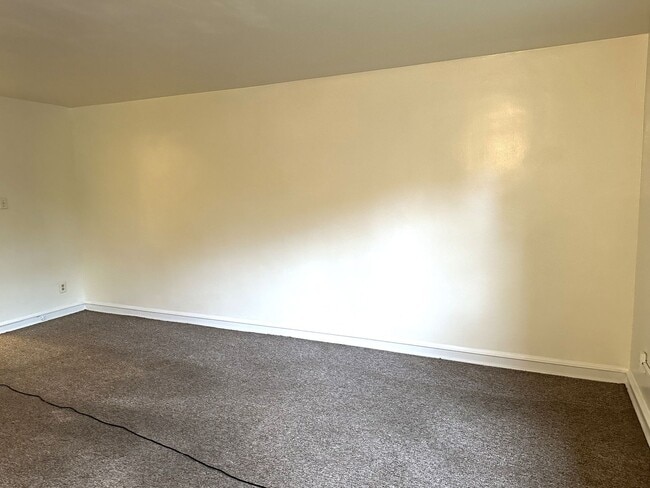 Photo - 4934 Wynnefield Ave Apartment