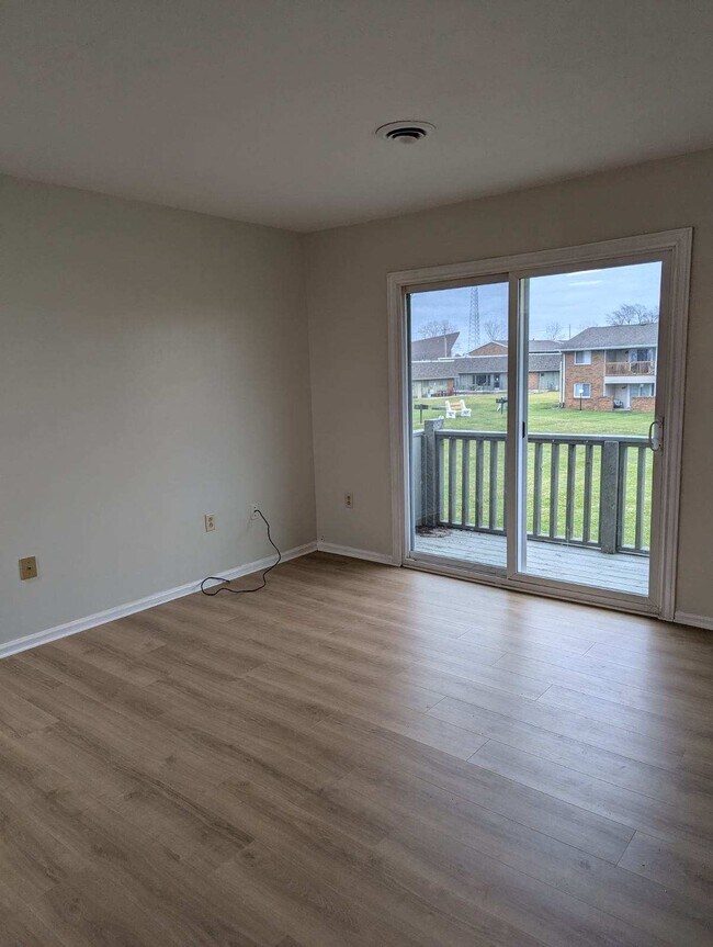 Foto del edificio - 2275 N Cable Rd