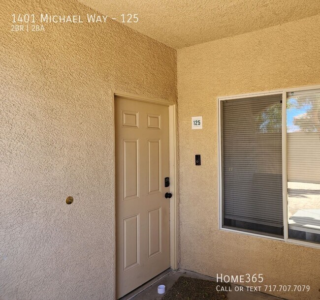 Building Photo - 2 Bedroom 2 Bath 1 story condo with no one...