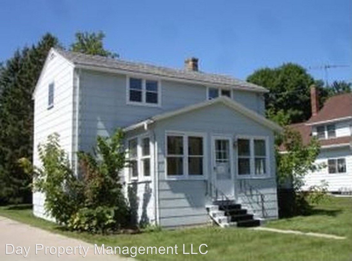 Primary Photo - 719 Hazel St