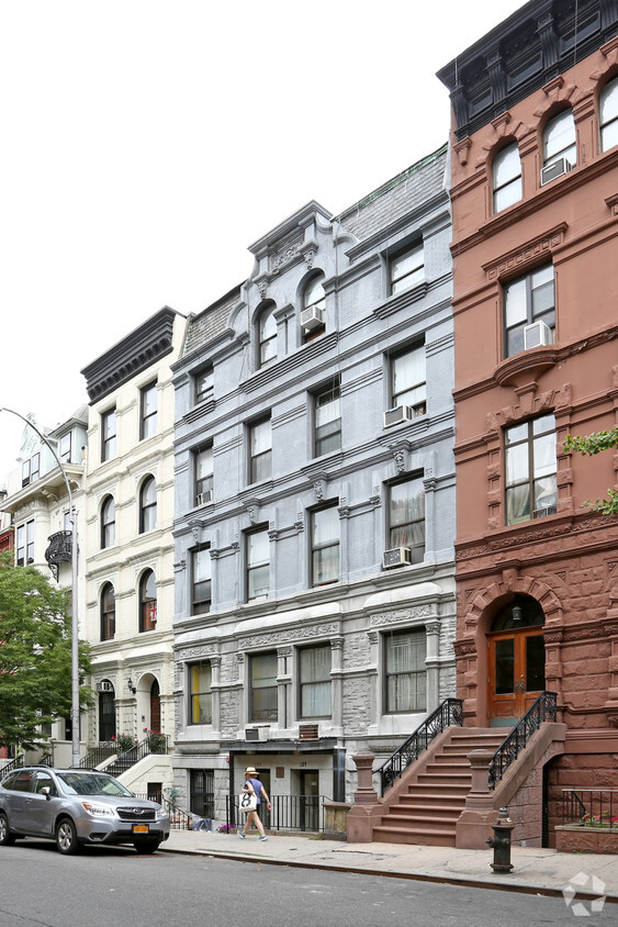 Foto principal - 129 W 81st St