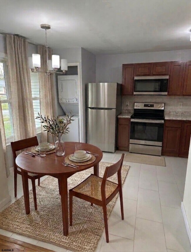 Foto del edificio - 3503 Woodlands Dr