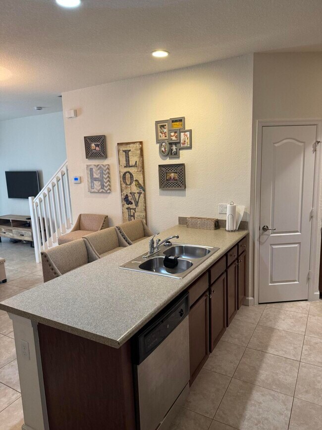 Foto del edificio - 3063 SW Otter Ln