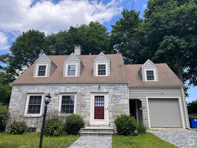 Exterior - 22 Douglas Rd