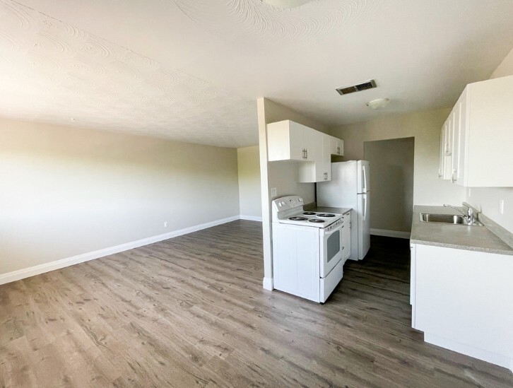 Building Photo - Rosewood Place Apartments