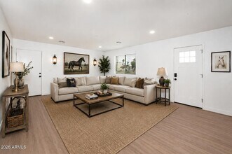 Building Photo - 656 S 97th Pl