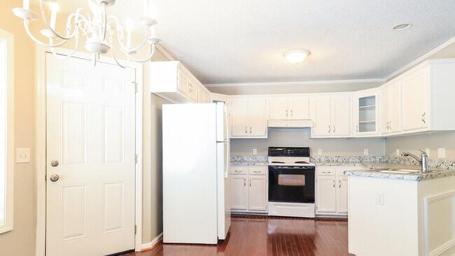 Foto del edificio - 50 Country Meadow Way NW