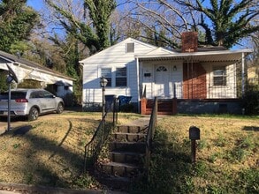 Building Photo - 1811 Thomas Ave