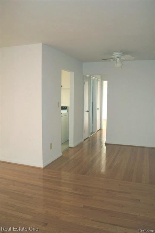 Building Photo - 3287 Albert Ave