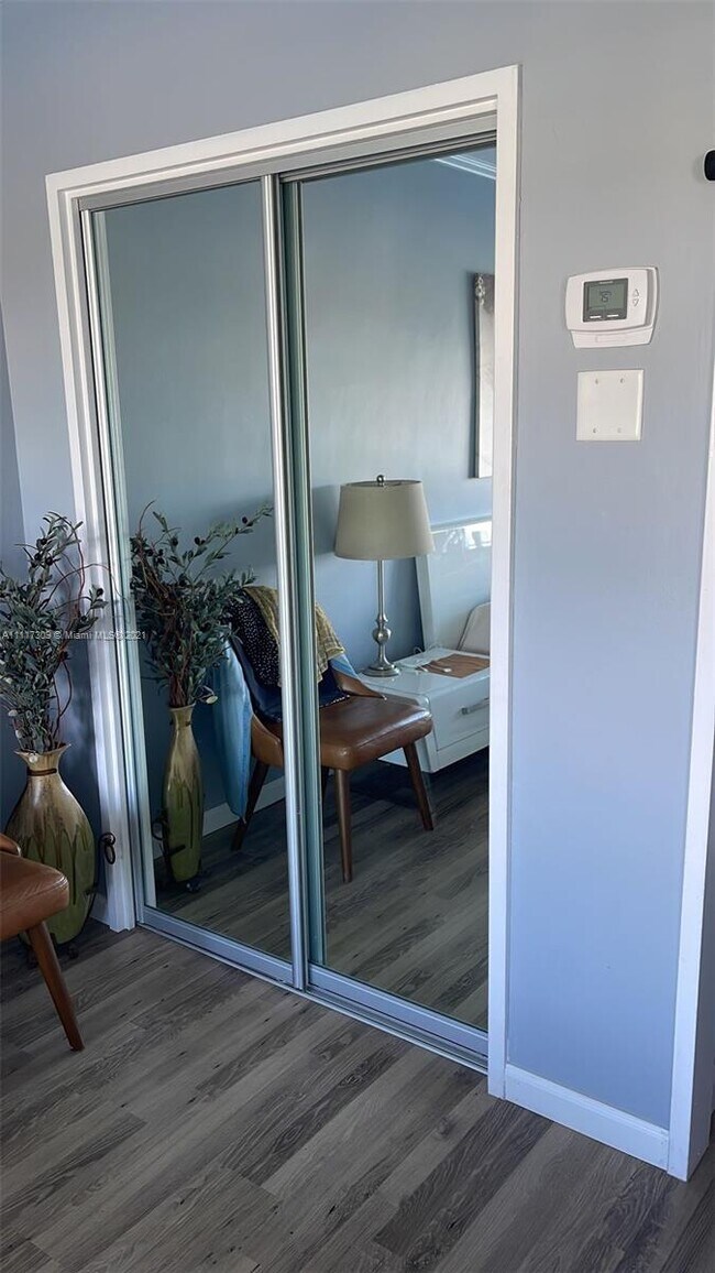 Building Photo - 5700 Collins Ave