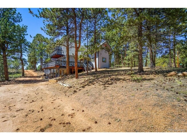 Building Photo - 832 Spring Valley Dr