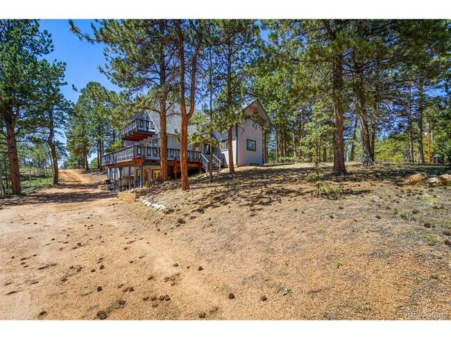 Foto del edificio - 832 Spring Valley Dr