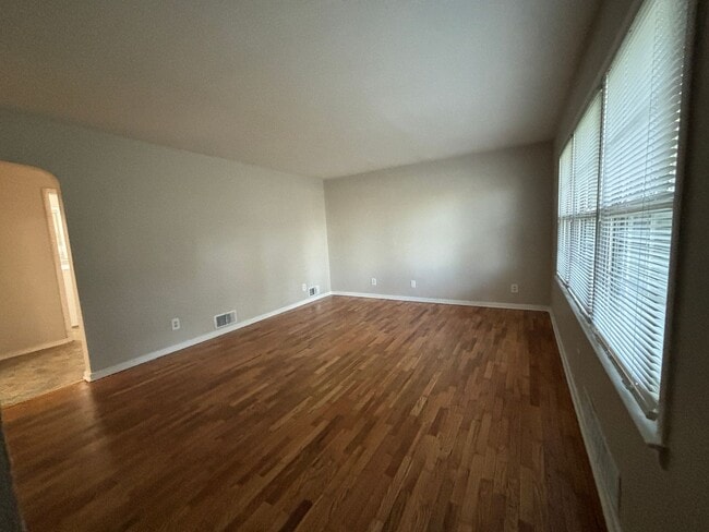 Foto del edificio - 403-405_CLINE_ST