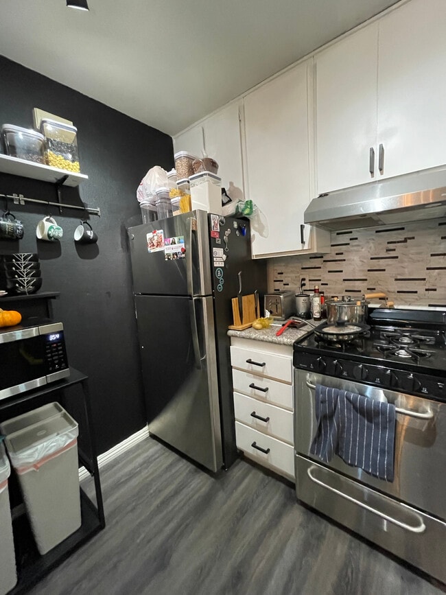 Kitchen - 8463 De Soto Ave
