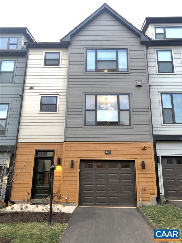 Foto principal - 145 Junction Ln