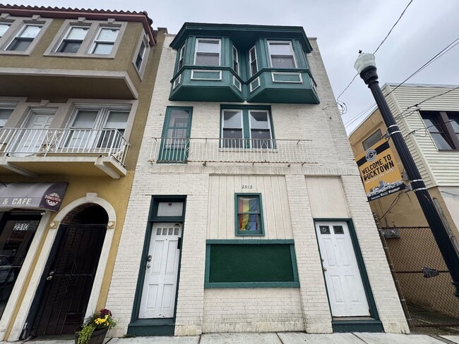 Foto del edificio - 2312 Arctic Ave