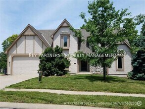 Building Photo - 14281 S Arapaho Dr