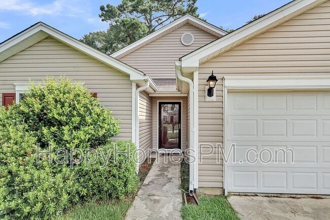 Building Photo - 101 Sparkleberry Ln