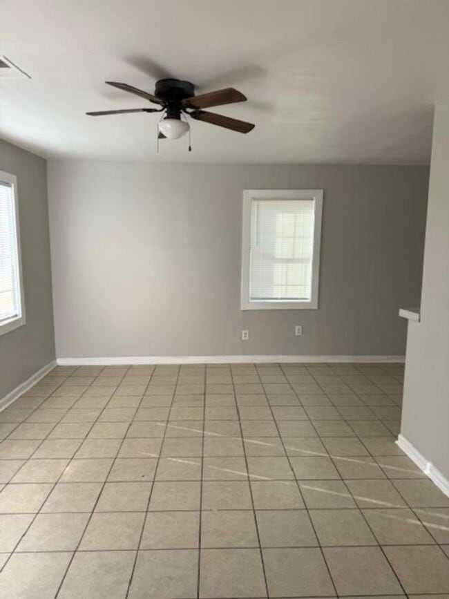 Photo - Completely Renovated House in central location