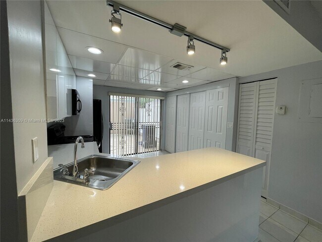 Building Photo - 1809 SW 107th Ave