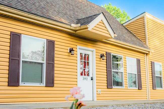 Front View 2 - 392 Race St