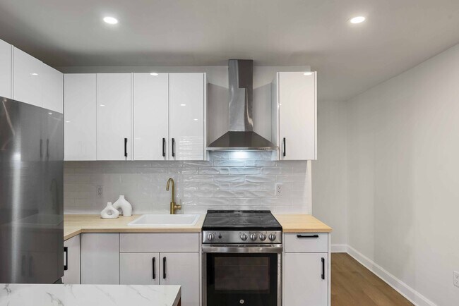 Photo du bâtiment - 123 Paxton Ln