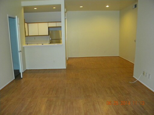 Foto del edificio - 430 E Spruce Ave