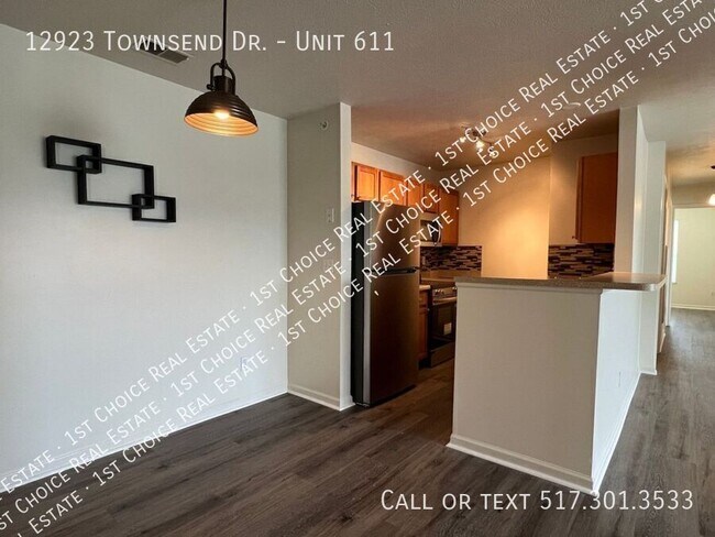 Building Photo - 12923 Townsend Dr