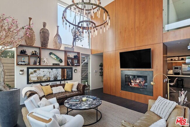 Foto del edificio - 1220 Cabrillo Ave