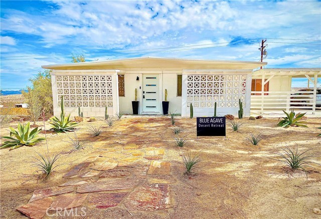 Primary Photo - 5749 Halsey Ave