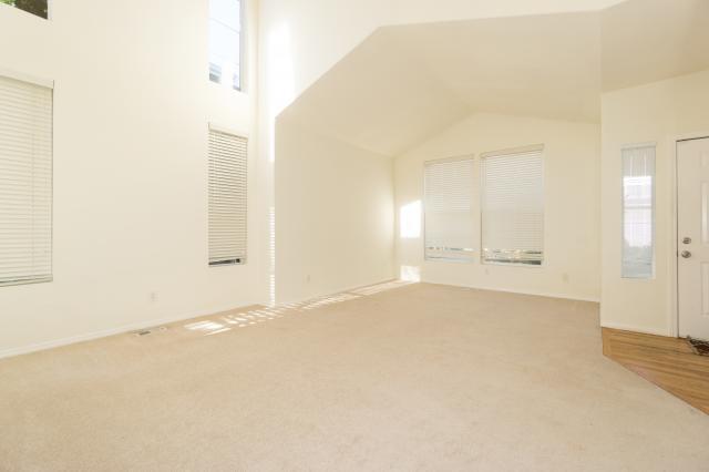 Foto del edificio - 4 bedroom in Kent WA 98032
