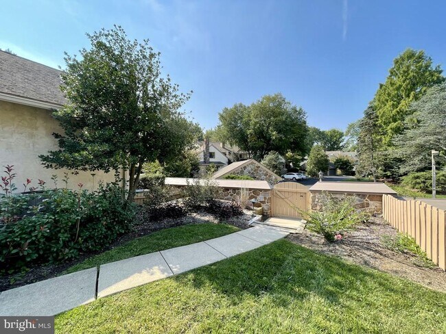Building Photo - 17 Sugar Knoll Dr