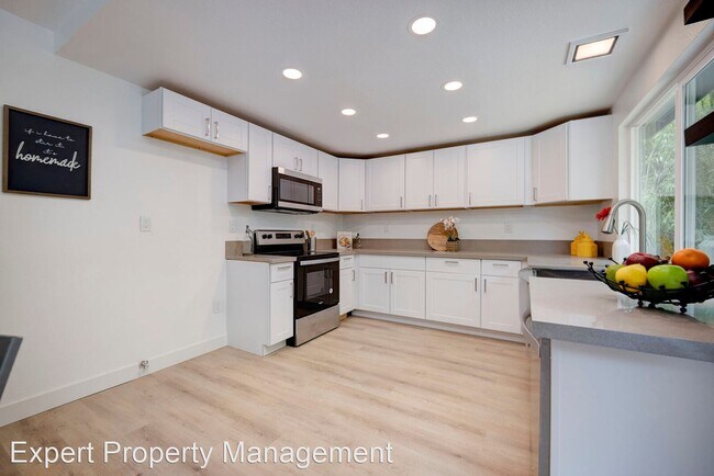 Foto del edificio - 3 br, 3 bath House - 5342 Illinois Ave.