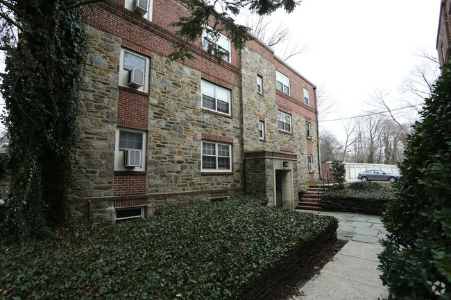 Foto del edificio - Woodside Court Apartments