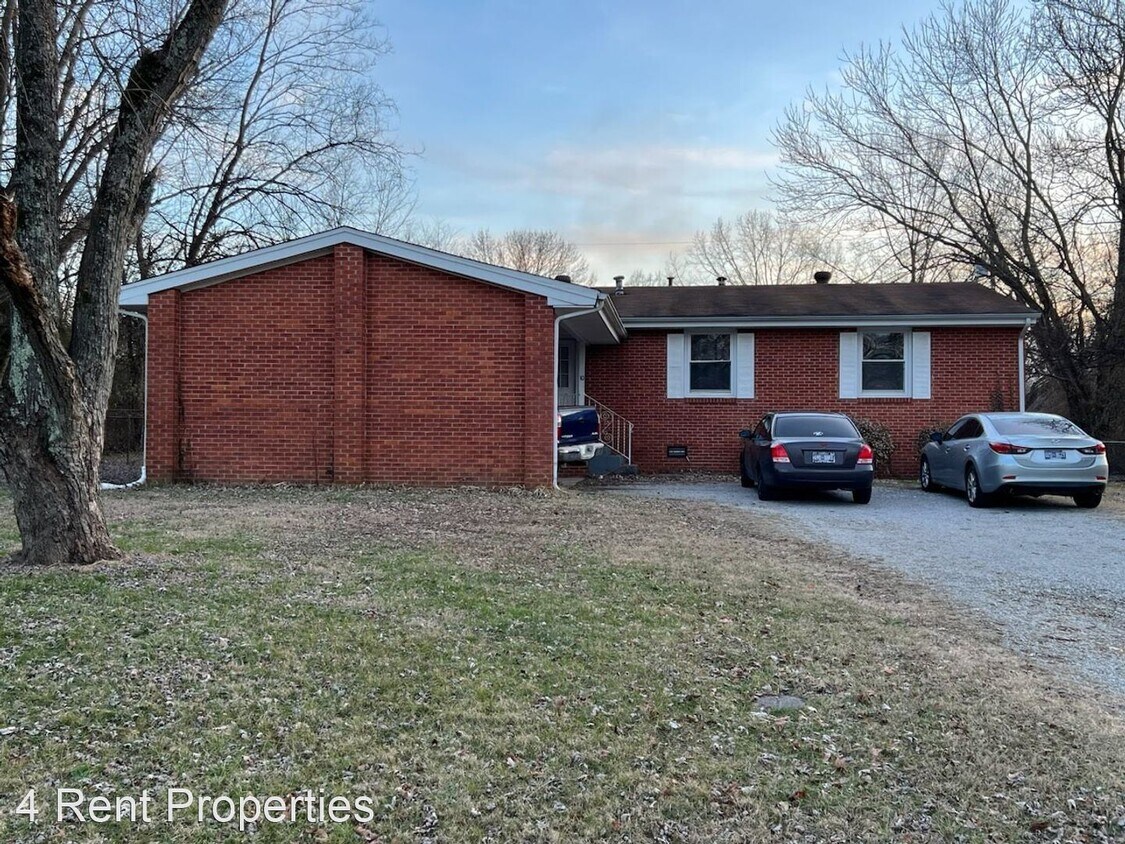 Primary Photo - 3 br, 2 bath House - 10 Gino Drive