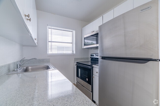 Interior Photo - 2030 Apartments