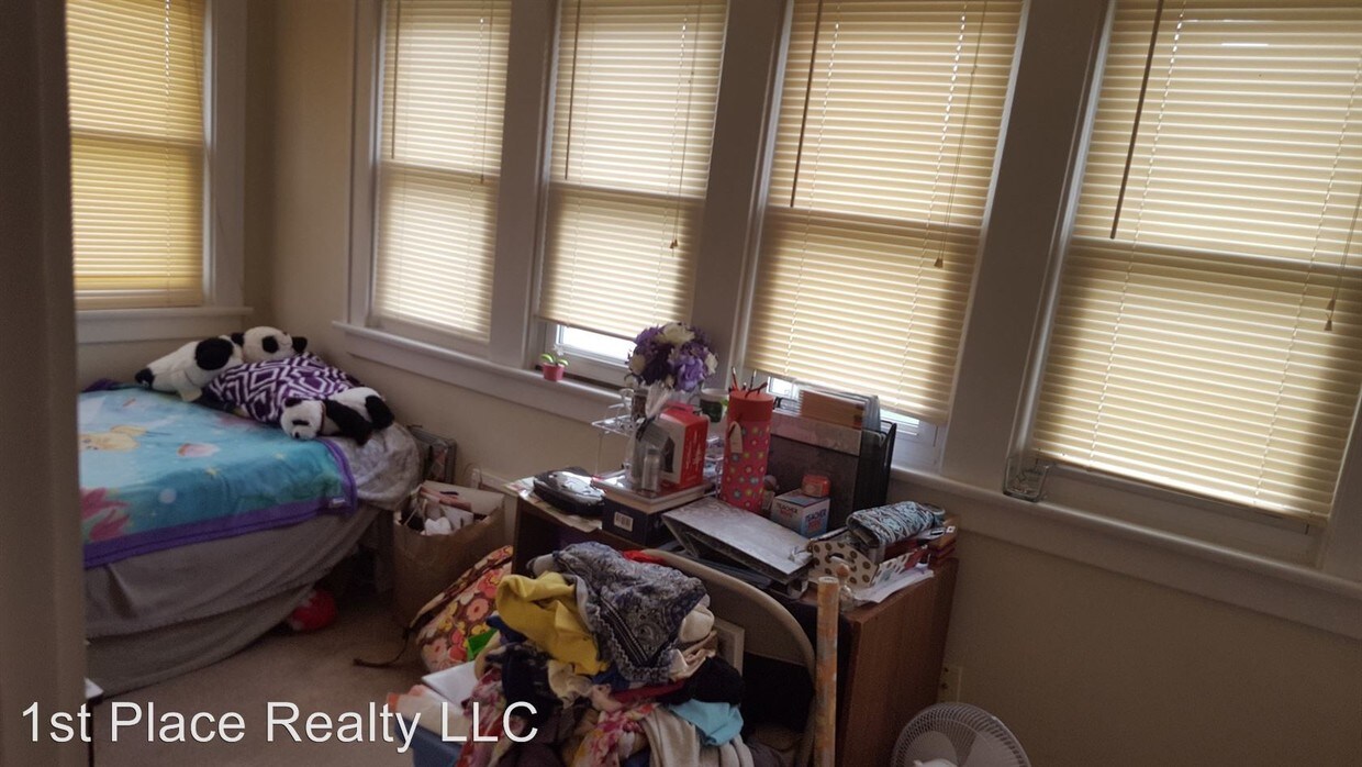 Foto del edificio - 2833 Indianola Ave