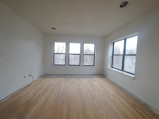 Building Photo - 2706 Benton Blvd