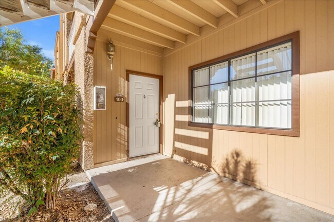 Building Photo - Fabulous Home!