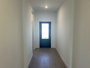 Building Photo - 26519 Wild Stonecrop Ln