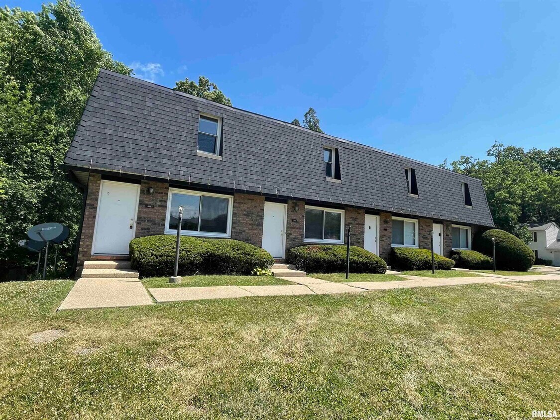 Primary Photo - 3407 W Richwoods Blvd