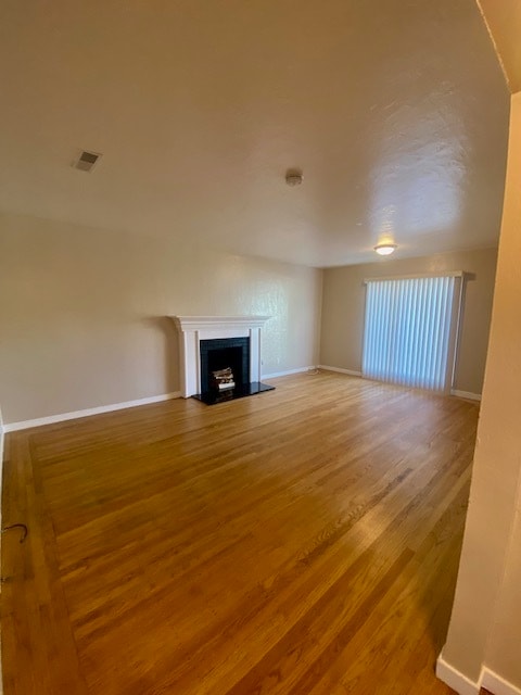 Building Photo - Great 2 Bed 1 Bath House with Garage in Ri...