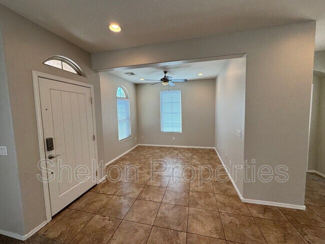 Foto del edificio - 21060 W Elm Way Ct