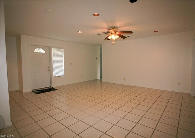 Building Photo - 5254 Elm Ct